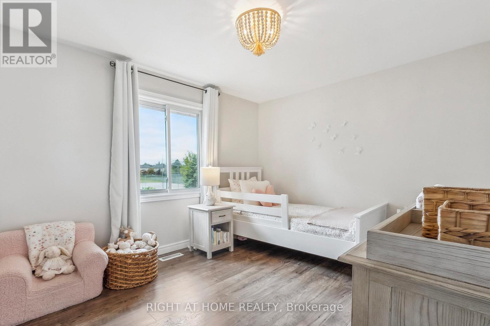 44 Citation Crescent, Hamilton, Ontario  L9K 1H8 - Photo 28 - X12205242