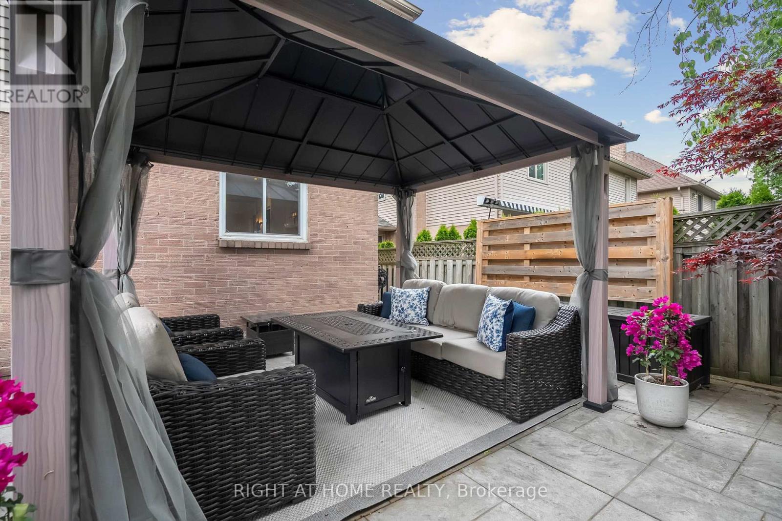 44 Citation Crescent, Hamilton, Ontario  L9K 1H8 - Photo 37 - X12205242