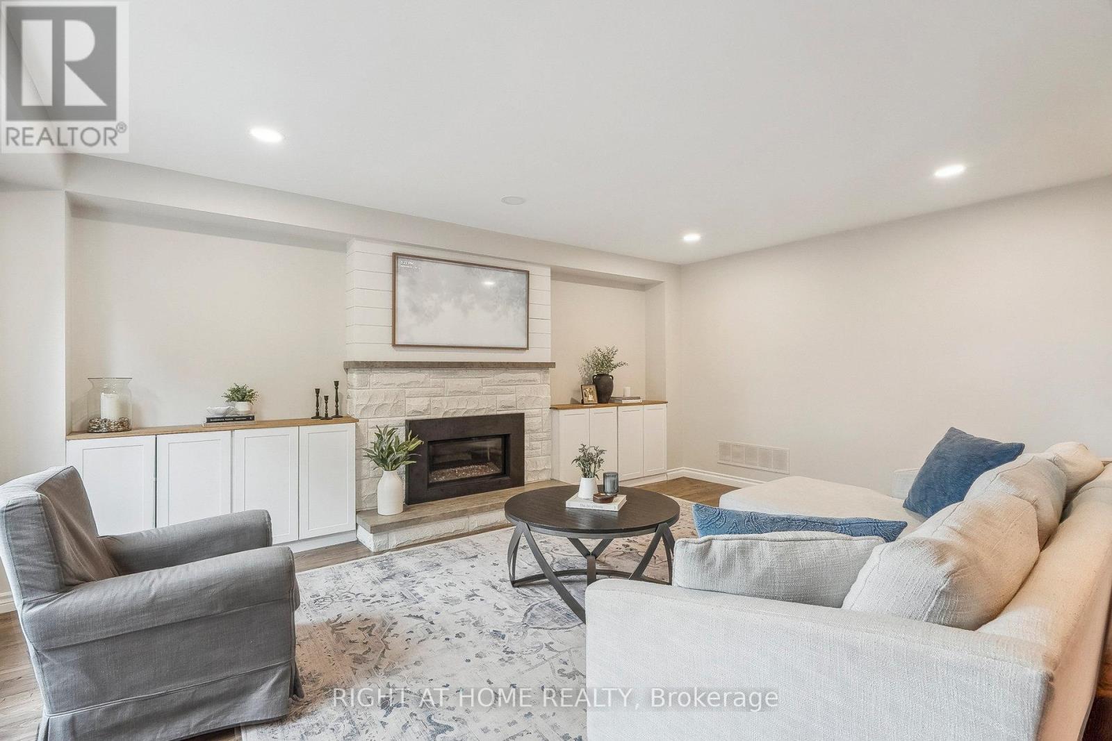 44 Citation Crescent, Hamilton, Ontario  L9K 1H8 - Photo 7 - X12205242