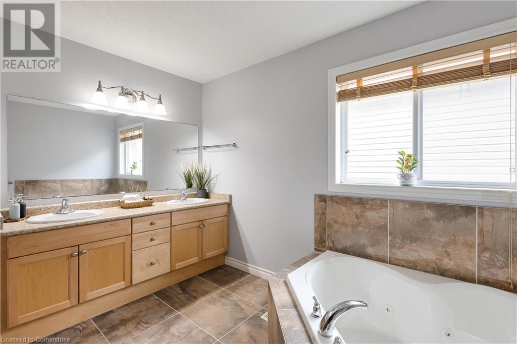 301 Westpark Crescent, Waterloo, Ontario  N2T 0A4 - Photo 25 - 40738683