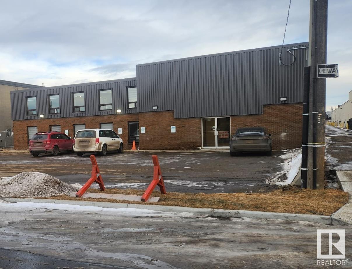 8921 50 ST NW, Edmonton, Alberta