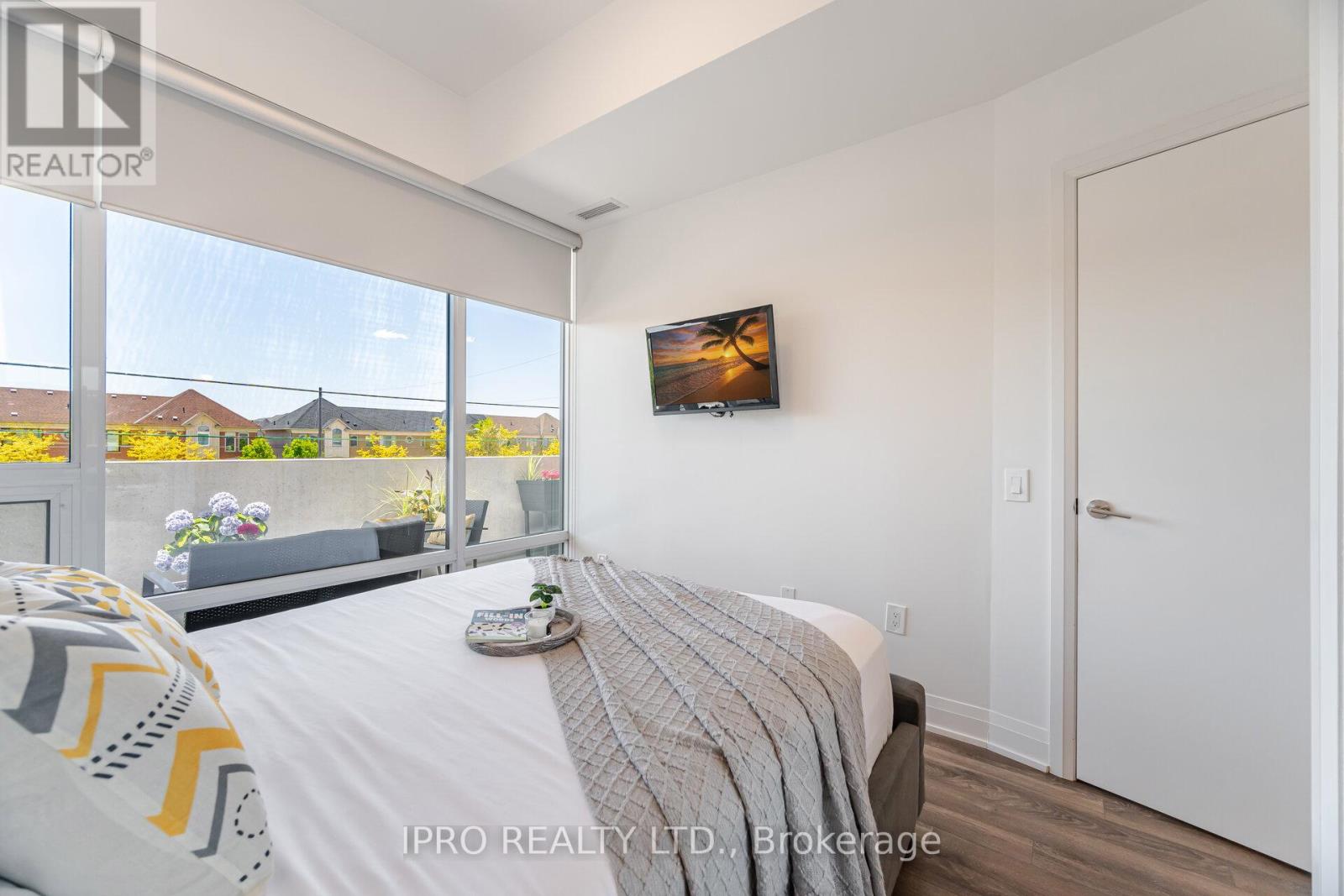 Unit #327 - 4800 Highway #7 Road, Vaughan, Ontario  L4L 1H8 - Photo 17 - N12176316
