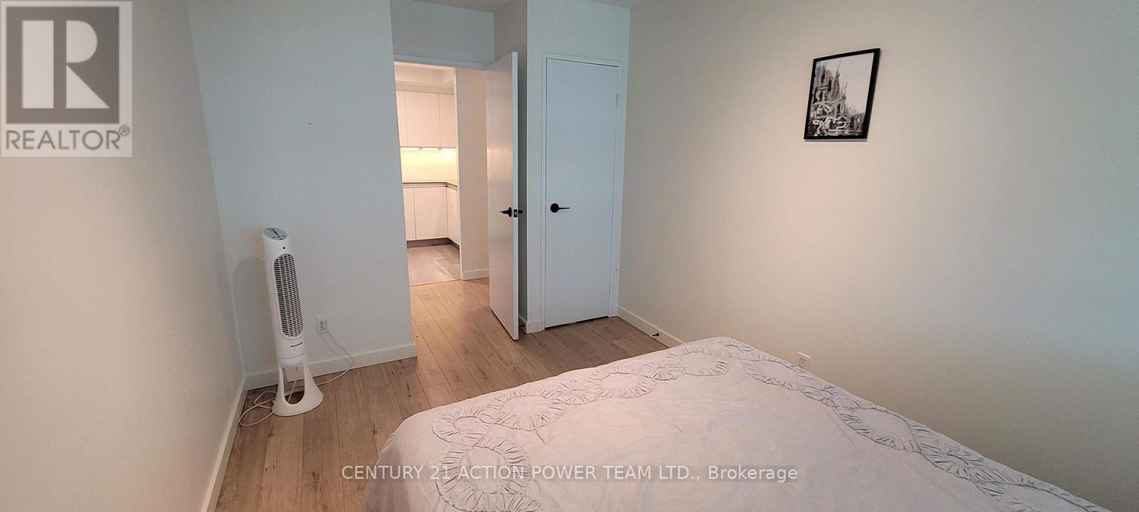 1002 - 555 Brittany Drive, Ottawa, Ontario  K1K 4C5 - Photo 13 - X12205247