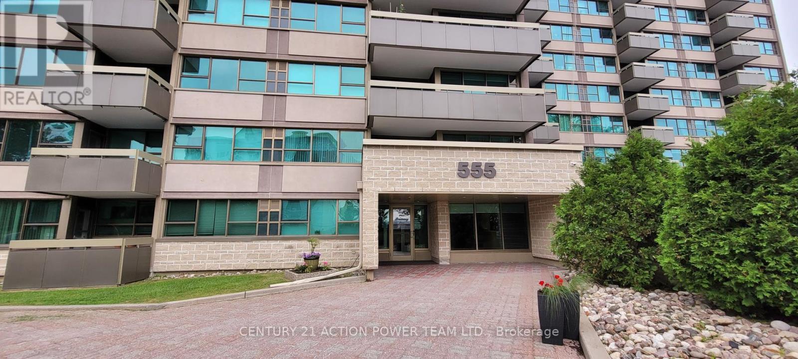 1002 - 555 Brittany Drive, Ottawa, Ontario  K1K 4C5 - Photo 2 - X12205247