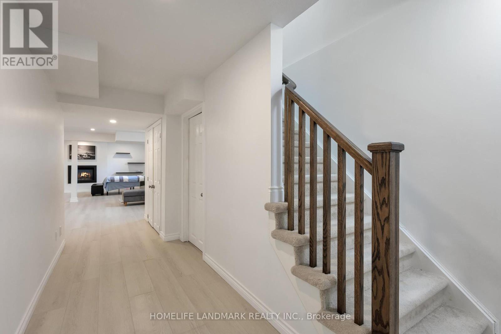 301 Westpark Crescent, Waterloo, Ontario  N2T 0A4 - Photo 31 - X12205252