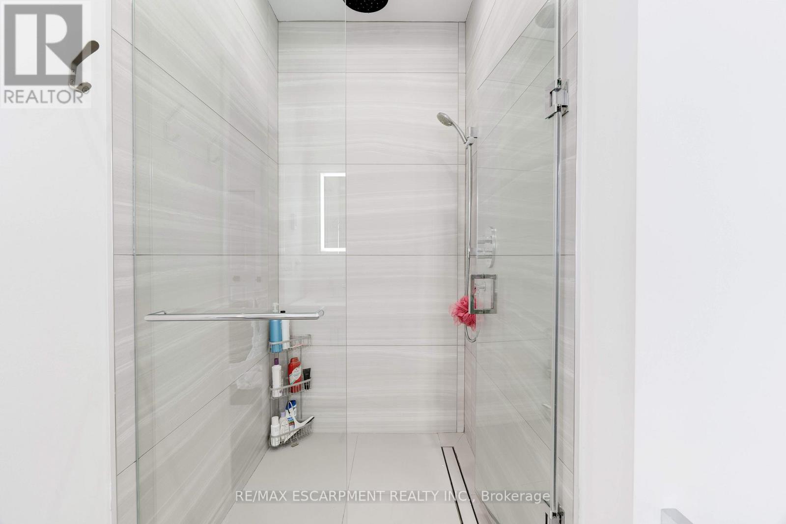 46 Stanley Terrace, Toronto, Ontario  M6J 2R4 - Photo 27 - C12161919