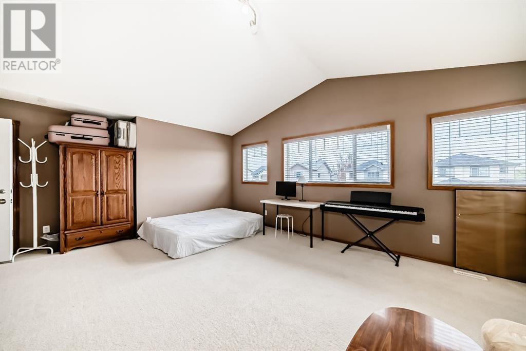 119 West Creek Meadow, Chestermere, Alberta  T1X 1S9 - Photo 29 - A2222624