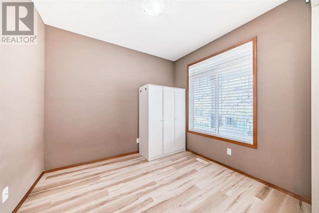 119 West Creek Meadow, Chestermere, Alberta  T1X 1S9 - Photo 18 - A2222624