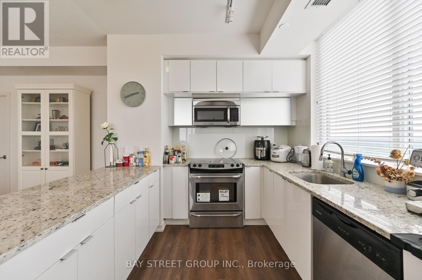 2306 - 62 Forest Manor Road, Toronto (Henry Farm), Ontario  M2J 0B6 - Photo 11 - C12205263