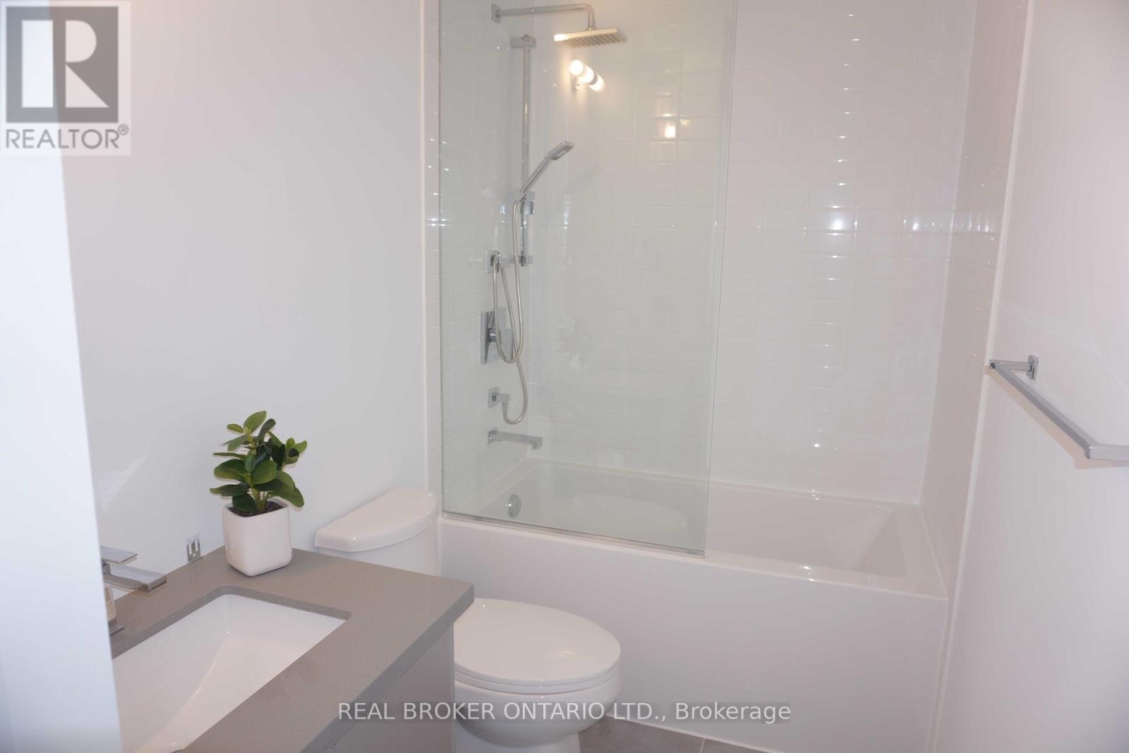 510 - 2489 Taunton Road, Oakville, Ontario  L6H 3R9 - Photo 5 - W12205257