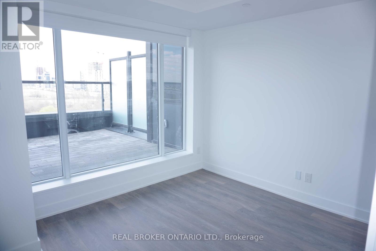 510 - 2489 Taunton Road, Oakville, Ontario  L6H 3R9 - Photo 6 - W12205257