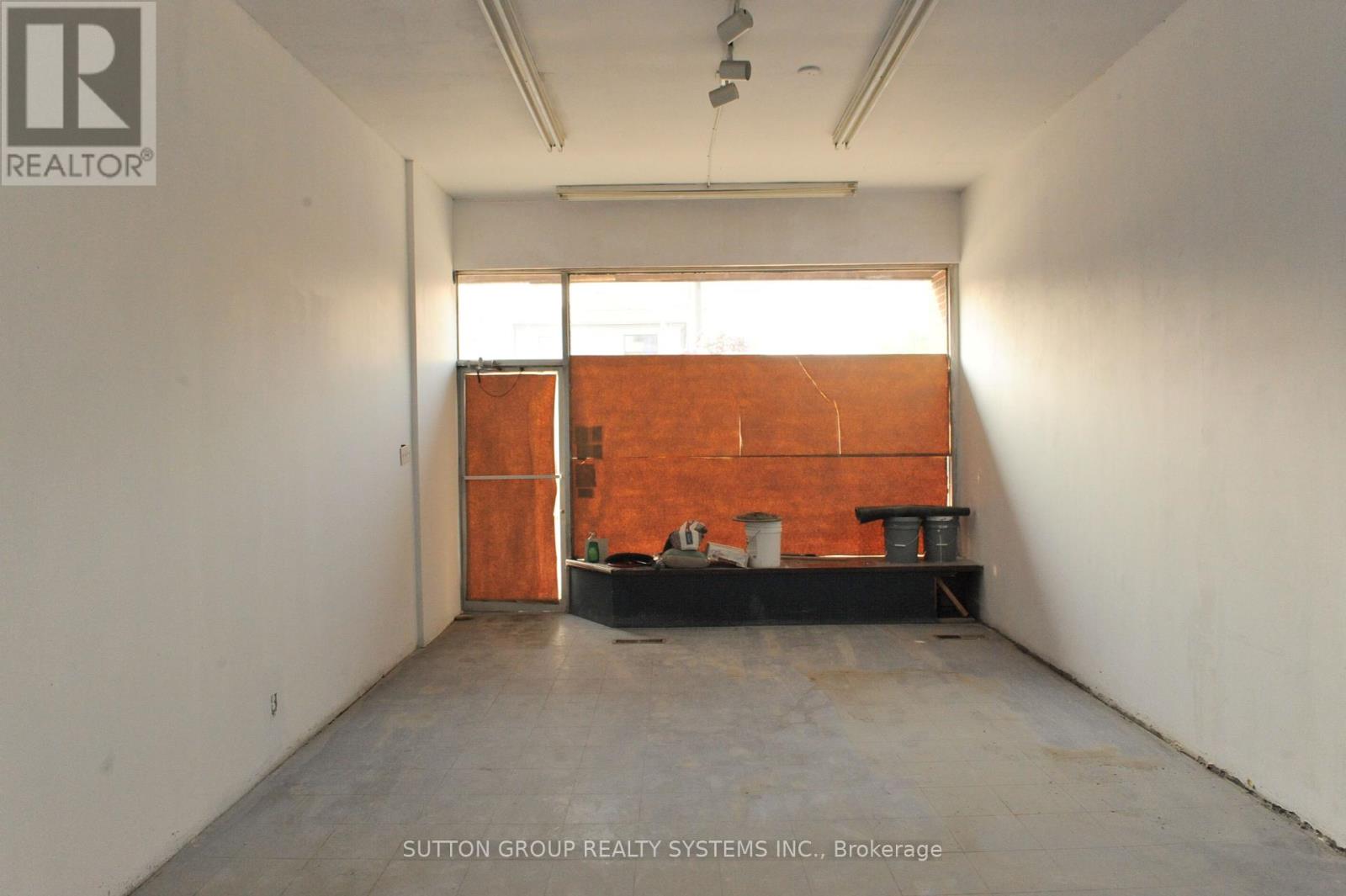 1689 St Clair Avenue W, Toronto, Ontario  M6N 1H9 - Photo 8 - W12205262