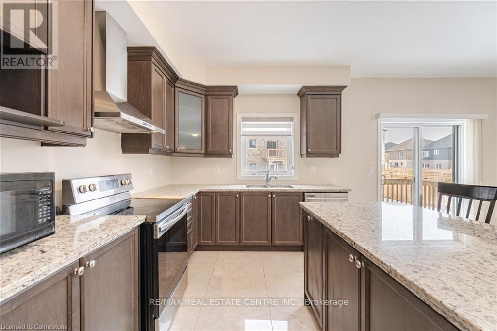 37 Pace Avenue, Brantford, Ontario  N3S 0J2 - Photo 16 - X12205256