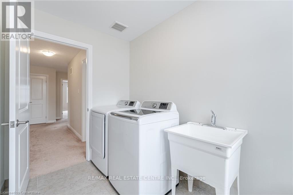 37 Pace Avenue, Brantford, Ontario  N3S 0J2 - Photo 45 - X12205256