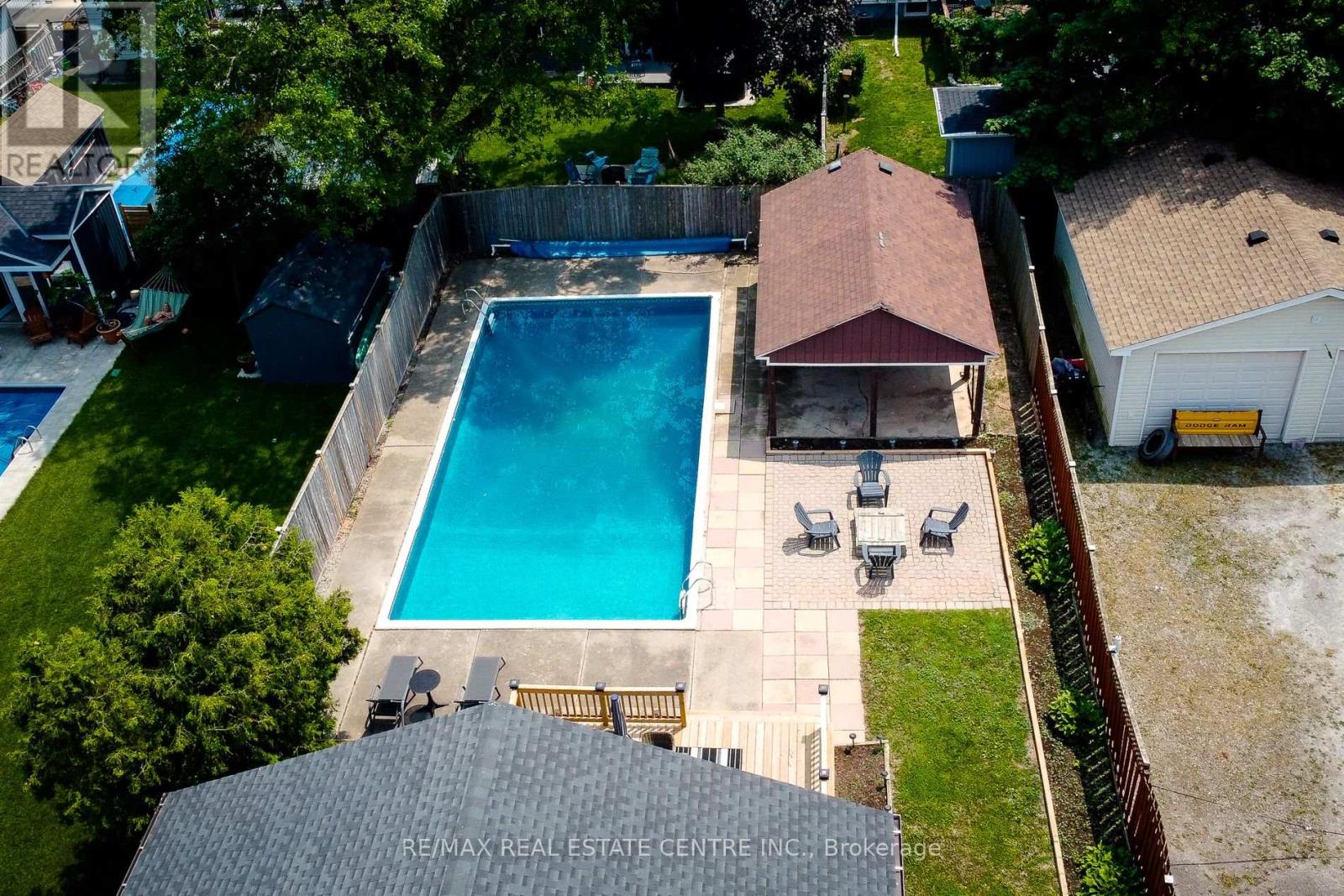 38 Stewart Street, Grimsby (Grimsby Beach), Ontario  L3M 3M8 - Photo 44 - X12149247