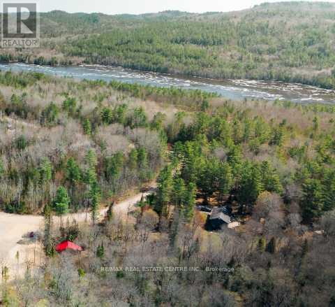 34 Laurentian Crescent, Mattawan, Ontario  P0H 1V0 - Photo 8 - X12146050