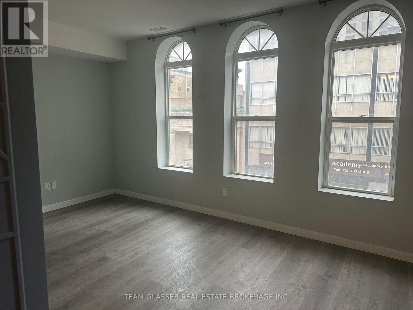 6 - 362 Richmond Street, London East, Ontario  N6A 3C3 - Photo 2 - X12205292