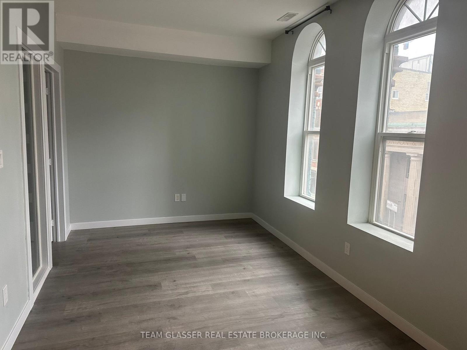 6 - 362 Richmond Street, London East, Ontario  N6A 3C3 - Photo 3 - X12205292