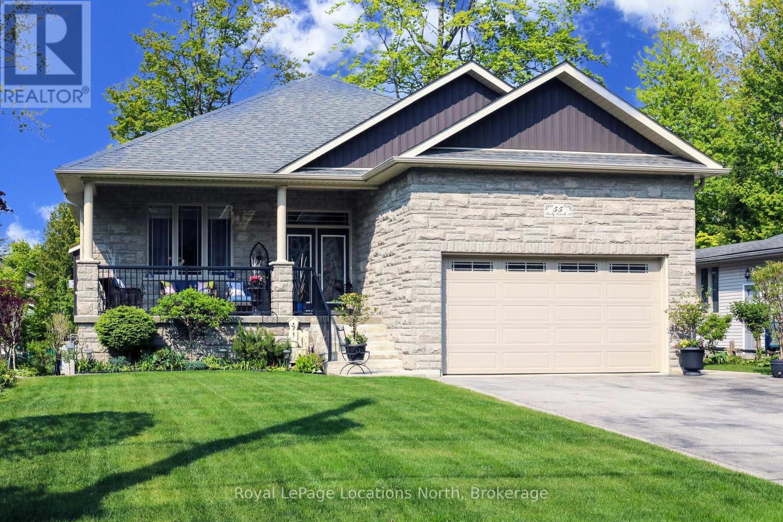 Property at 55 34TH STREET N image 3