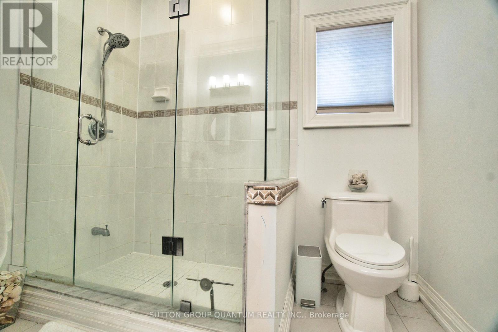71 Versailles Crescent, Barrie (Innis-Shore), Ontario  L4M 0B8 - Photo 18 - S12200792