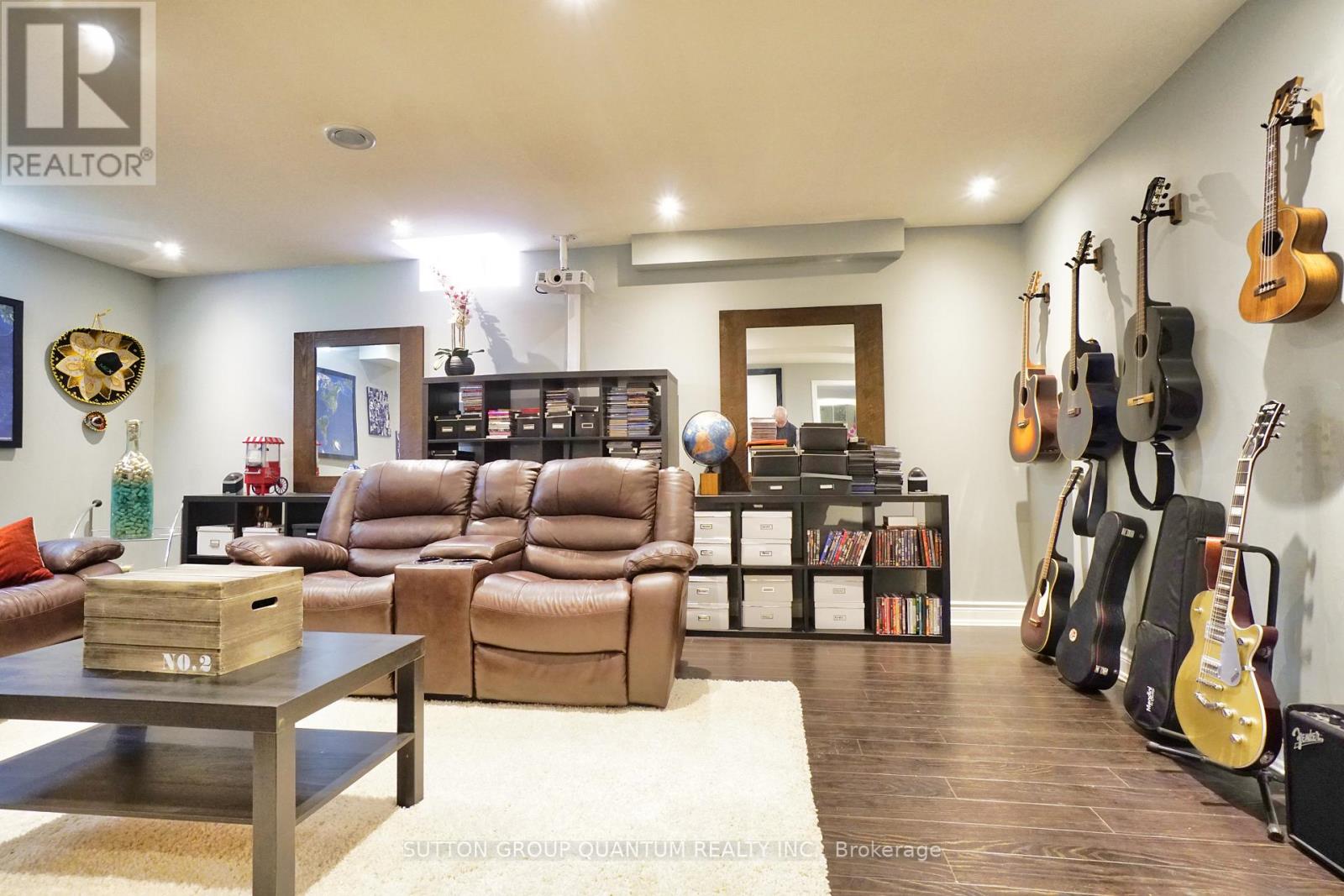 71 Versailles Crescent, Barrie (Innis-Shore), Ontario  L4M 0B8 - Photo 21 - S12200792