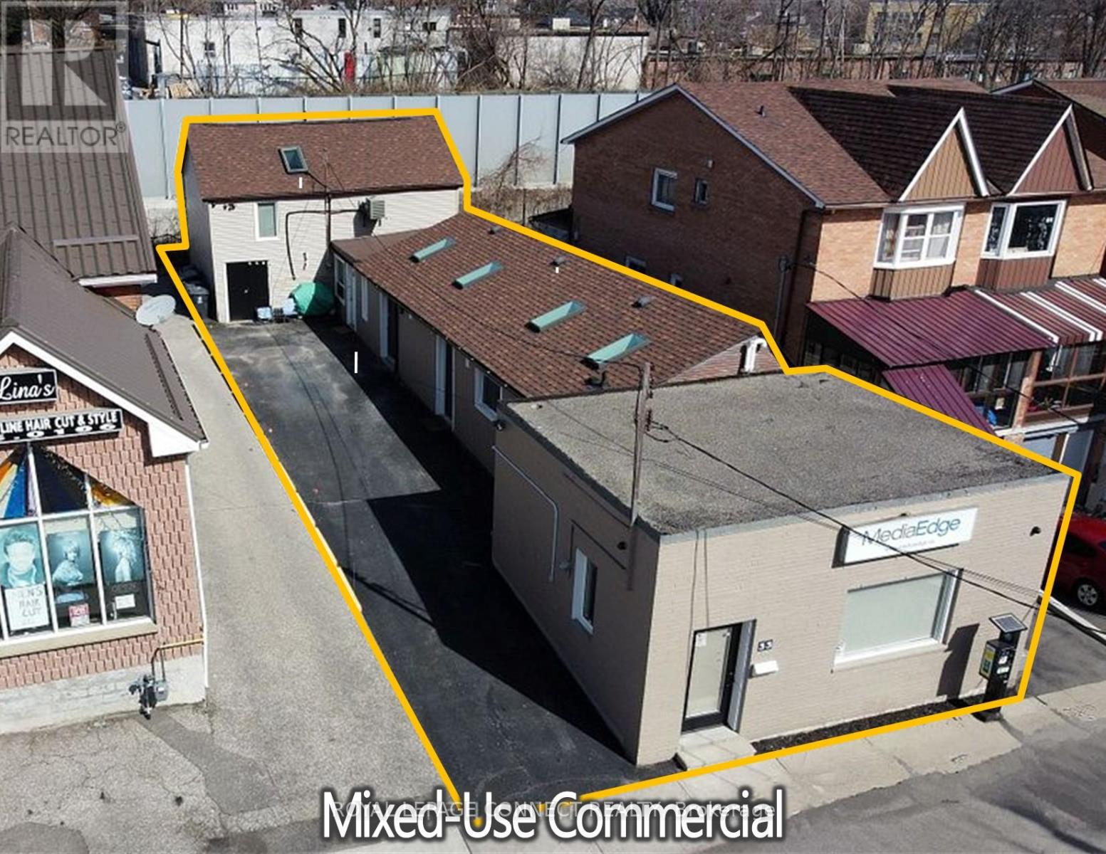 33 South Station Street, Toronto, Ontario  M9N 2B2 - Photo 1 - W12202964