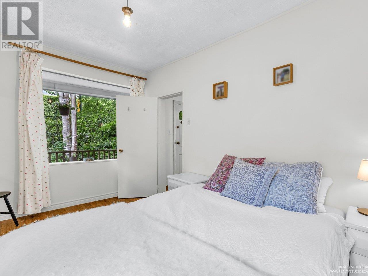 1706 Deep Cove Road, North Vancouver, British Columbia  V7G 1S5 - Photo 16 - R3011515