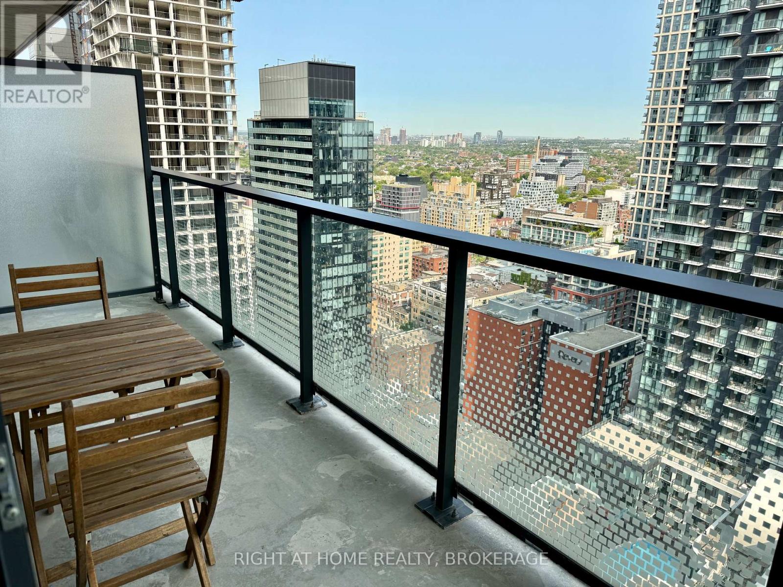 3706 - 125 Blue Jays Way, Toronto, Ontario  M5V 0N5 - Photo 11 - C12205290