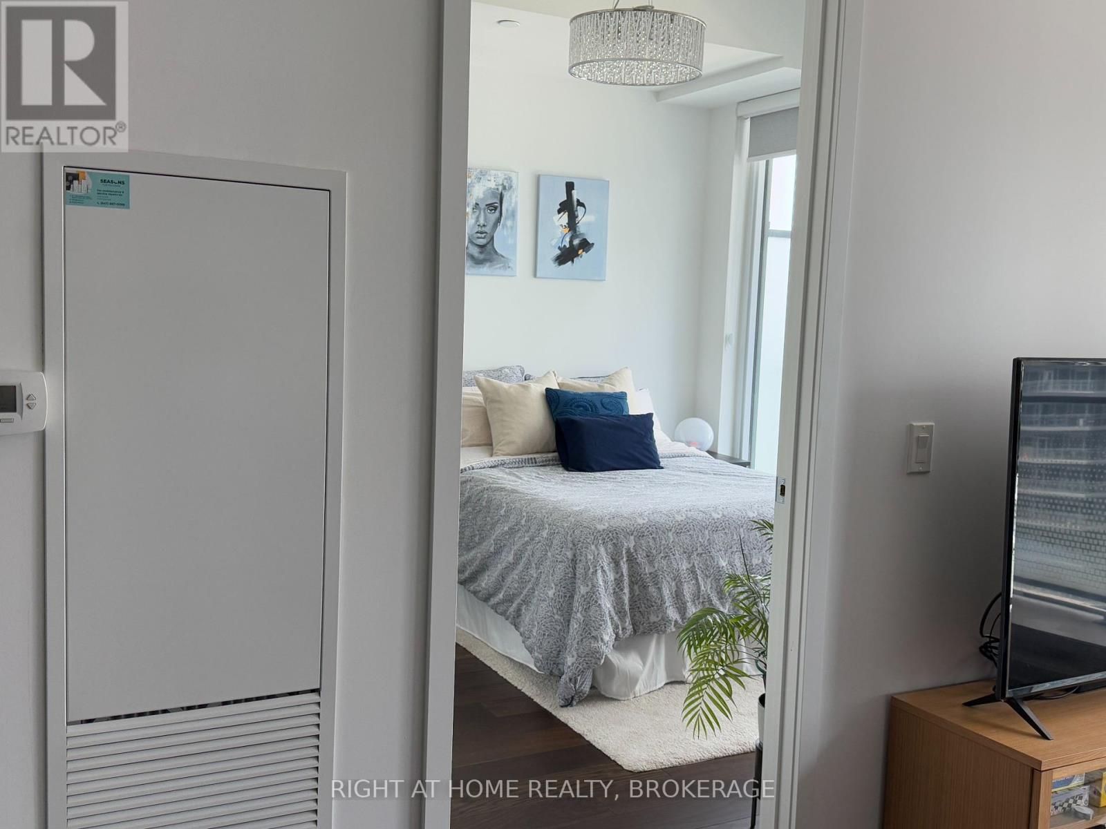 3706 - 125 Blue Jays Way, Toronto, Ontario  M5V 0N5 - Photo 20 - C12205290