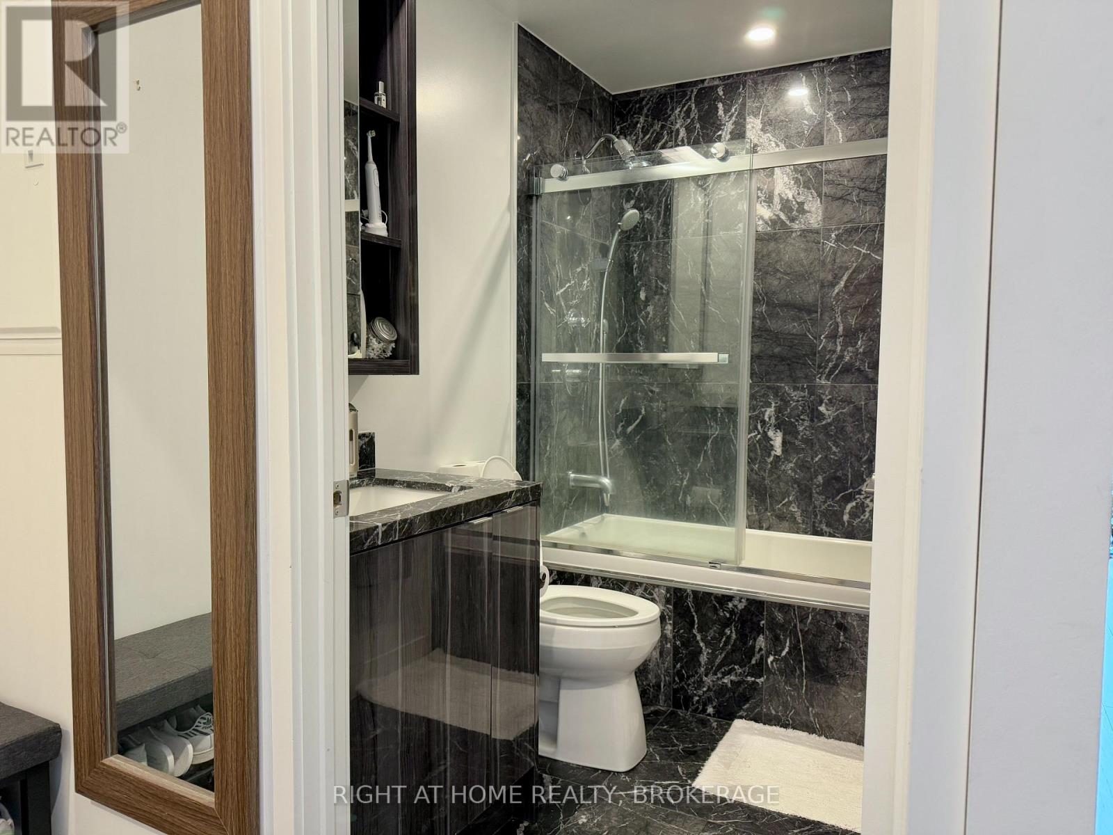 3706 - 125 Blue Jays Way, Toronto, Ontario  M5V 0N5 - Photo 30 - C12205290