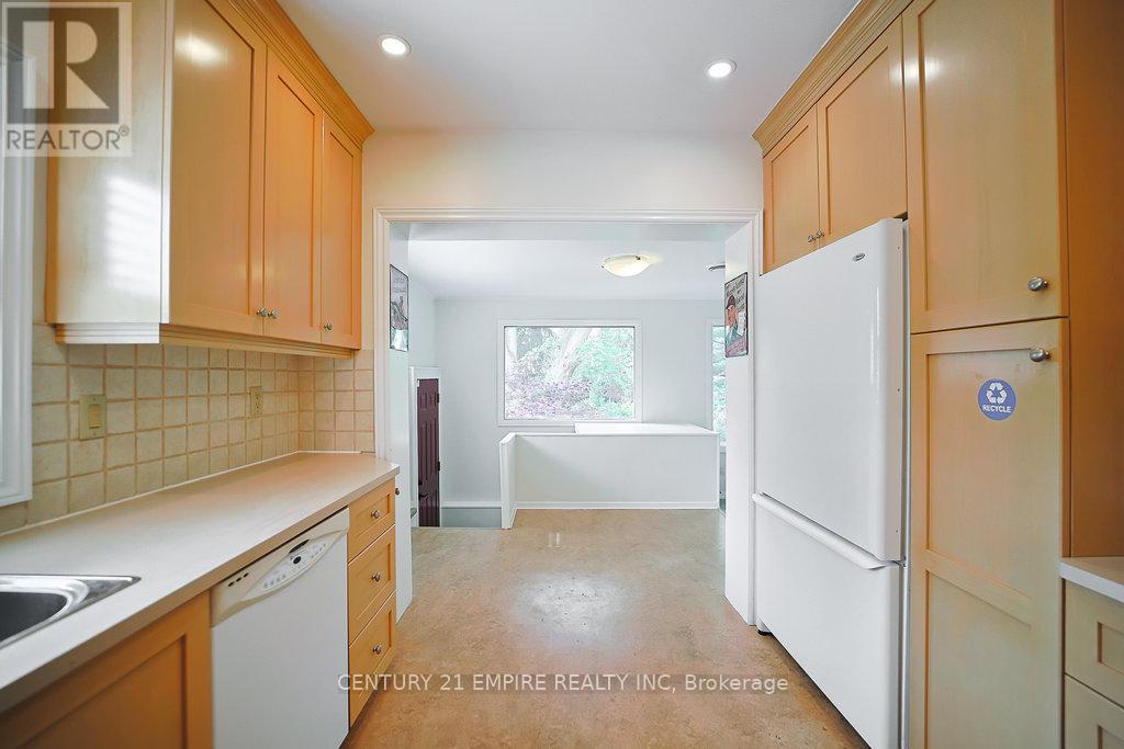 292 Horsham Avenue, Toronto, Ontario  M2R 1G4 - Photo 39 - C12184716