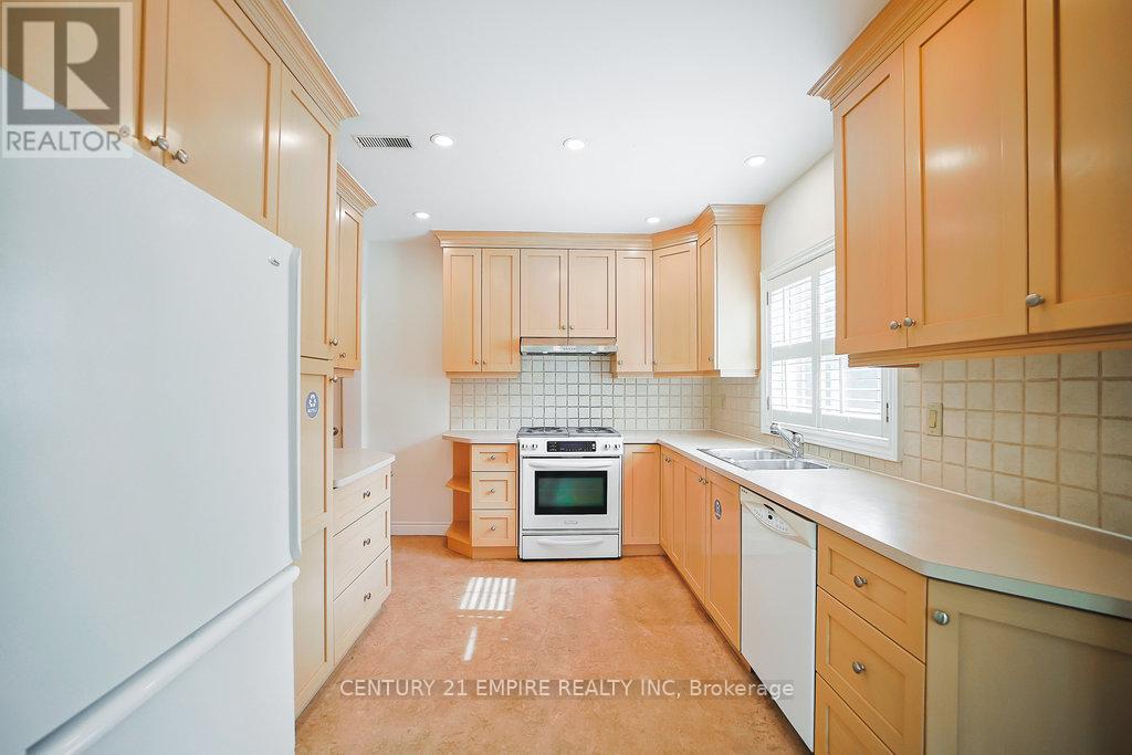 292 Horsham Avenue, Toronto, Ontario  M2R 1G4 - Photo 8 - C12184716