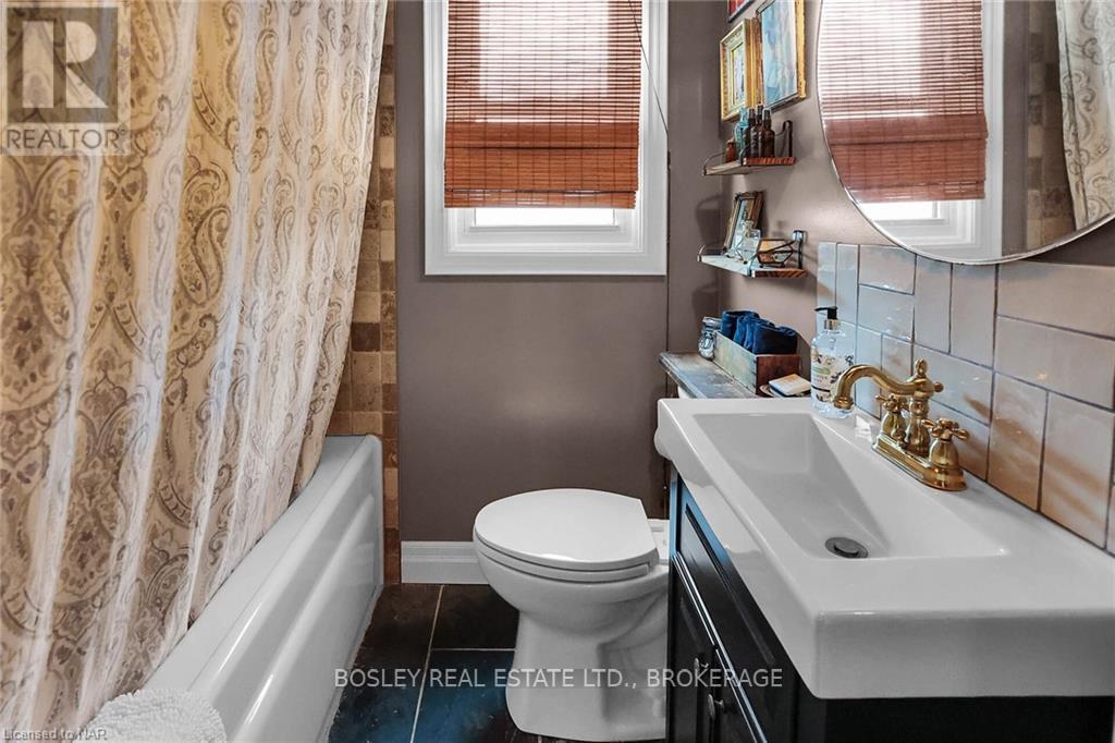 6746 Waters Avenue, Niagara Falls (Arad/fallsview), Ontario  L2G 5X1 - Photo 20 - X12205255