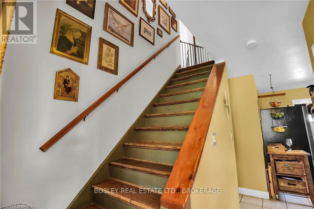 6746 Waters Avenue, Niagara Falls (Arad/fallsview), Ontario  L2G 5X1 - Photo 21 - X12205255