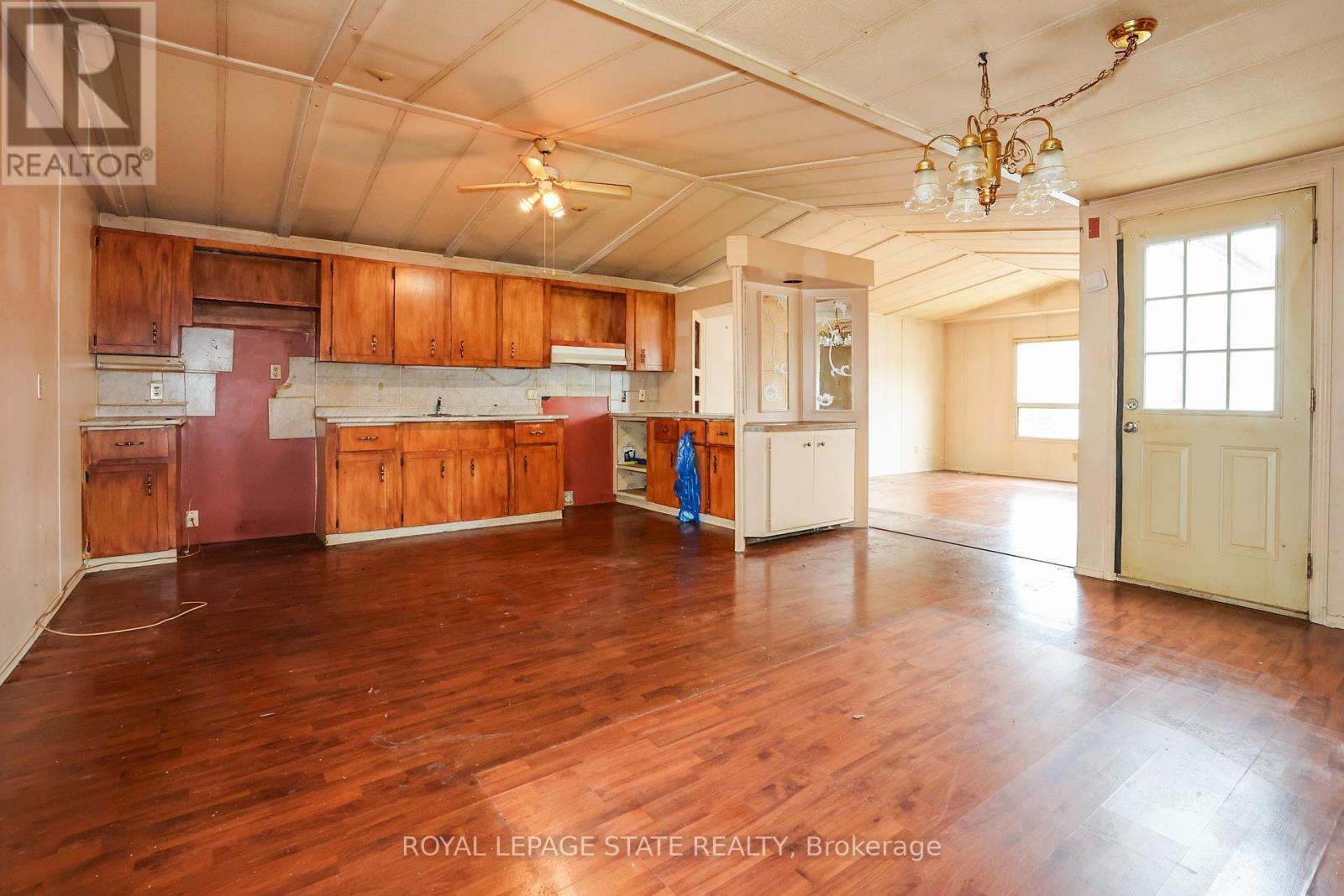 4452 Jonathan Lane, Lincoln, Ontario  L0R 1B1 - Photo 8 - X12205268