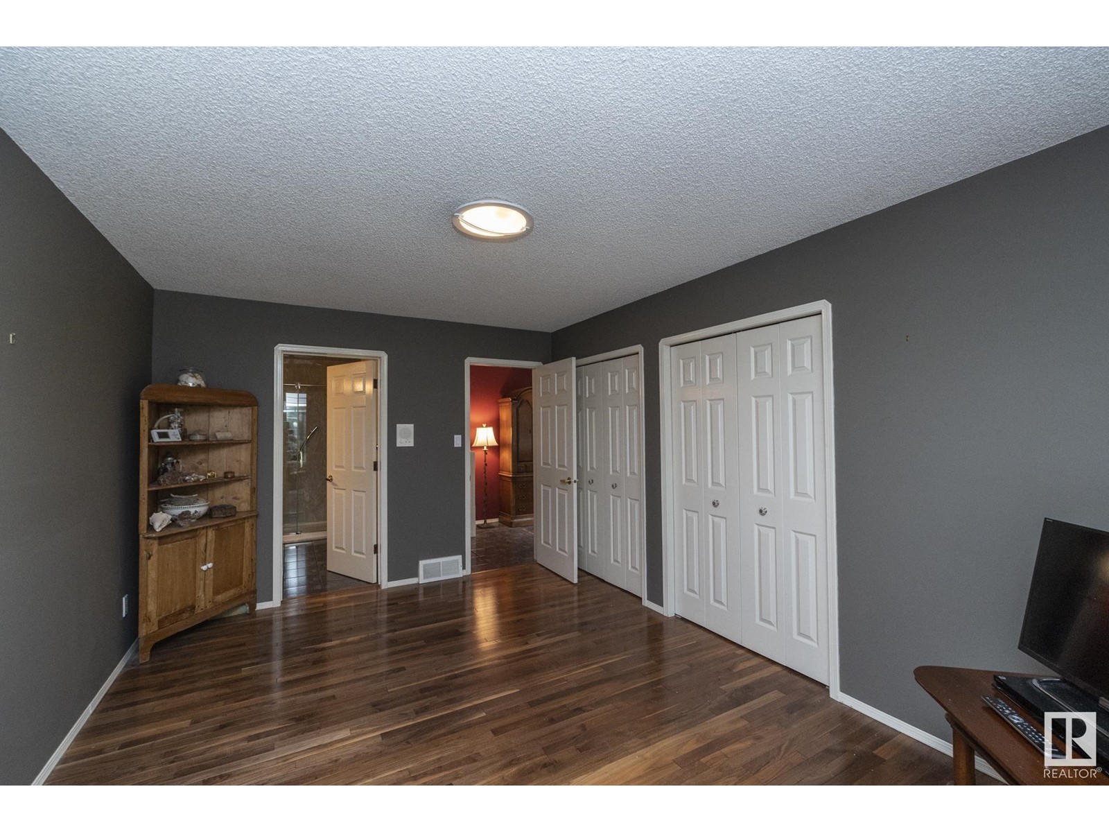 10004 97 Av Nw, Edmonton, Alberta  T5K 0B1 - Photo 11 - E4441204