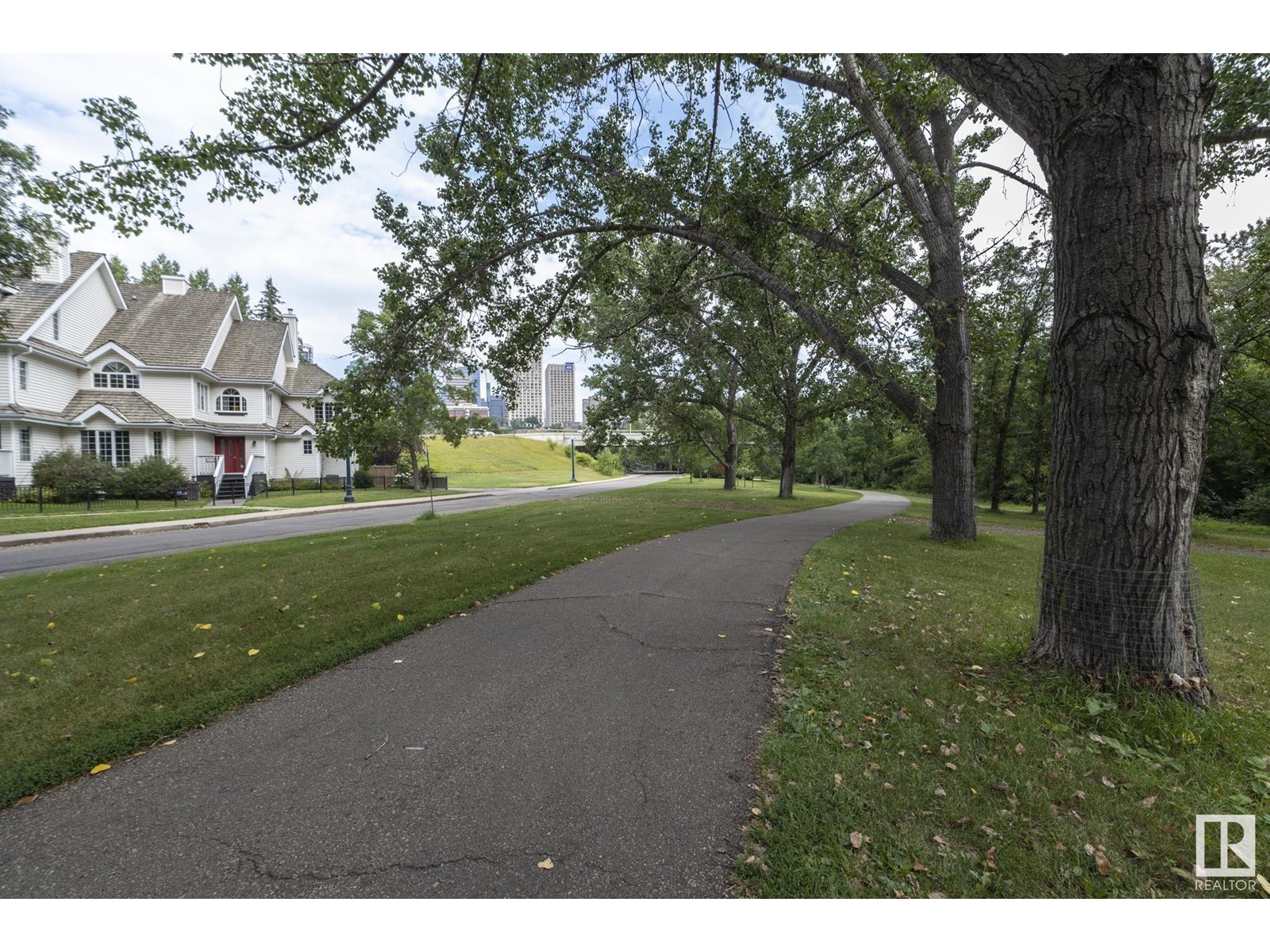10004 97 Av Nw, Edmonton, Alberta  T5K 0B1 - Photo 7 - E4441204