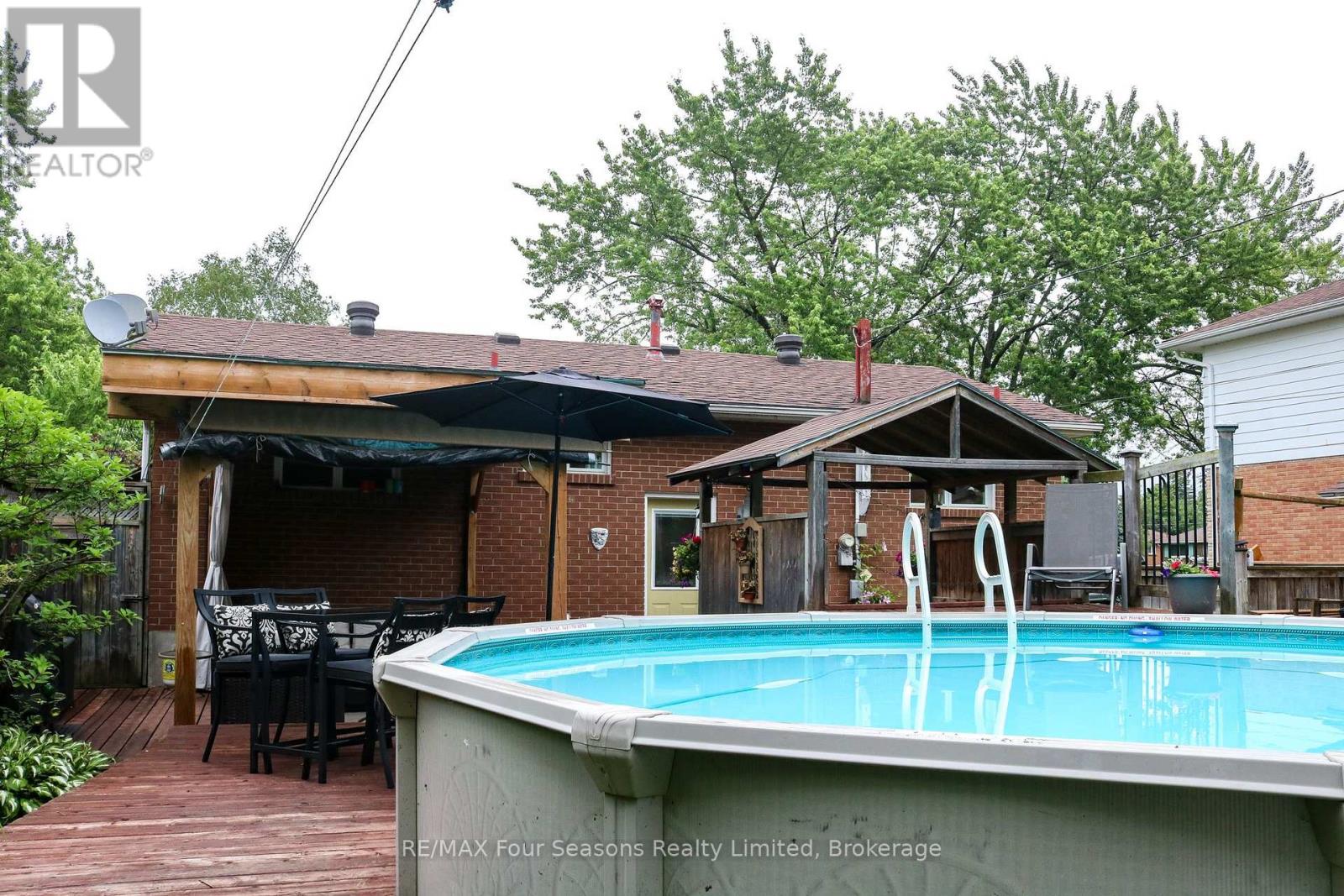 19 Clarkson Crescent, Collingwood, Ontario  L9Y 3B7 - Photo 8 - S12205311