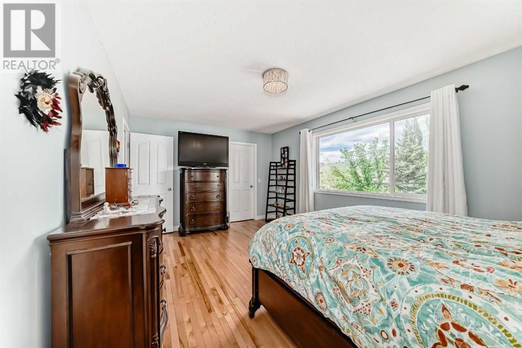 54 Cougarstone Mews Sw, Calgary, Alberta  T3H 5A2 - Photo 23 - A2228836