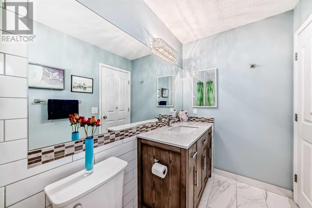 54 Cougarstone Mews Sw, Calgary, Alberta  T3H 5A2 - Photo 32 - A2228836