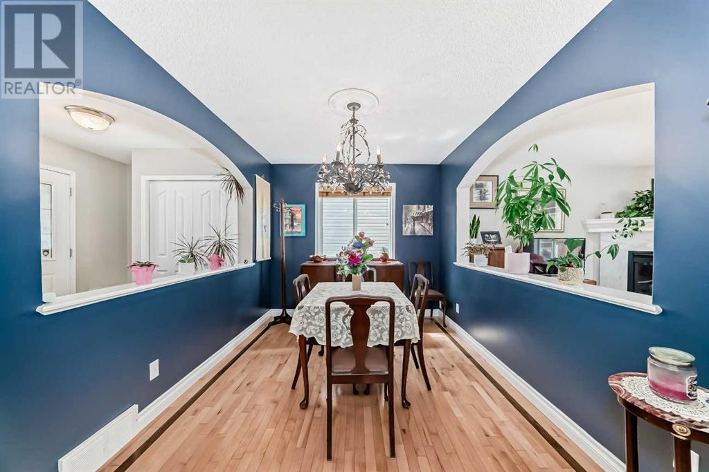 54 Cougarstone Mews Sw, Calgary, Alberta  T3H 5A2 - Photo 16 - A2228836