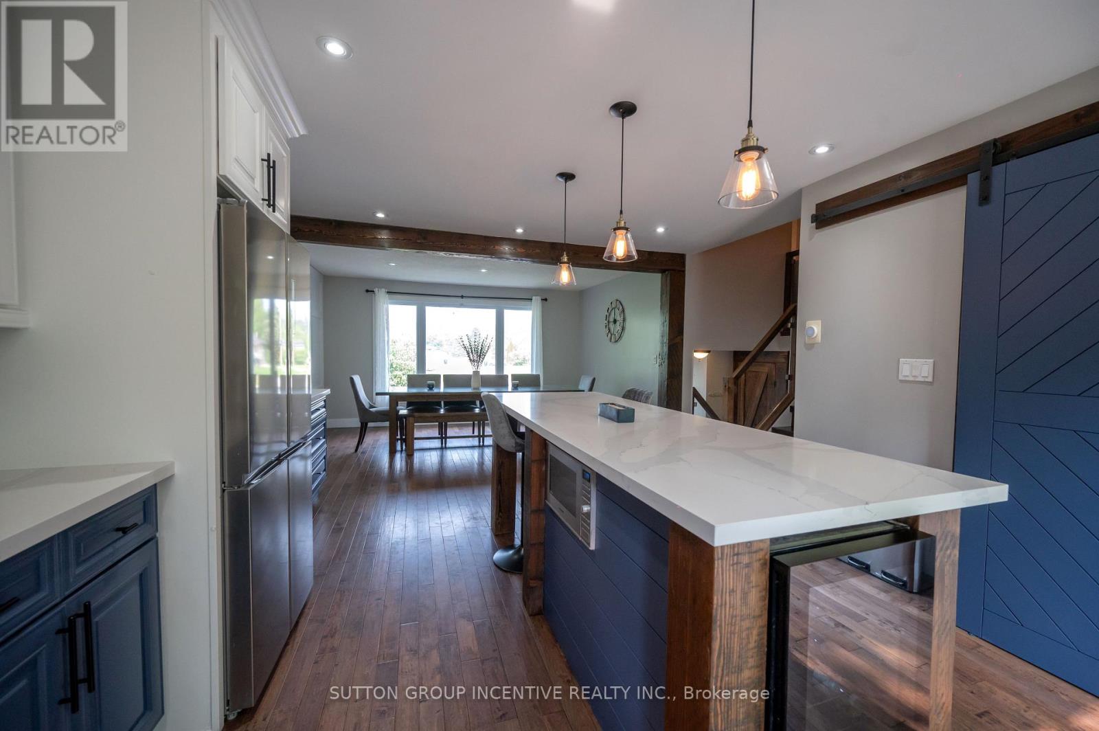 7 Ashburton Crescent, Essa (Angus), Ontario  L0M 1B0 - Photo 14 - N12205307