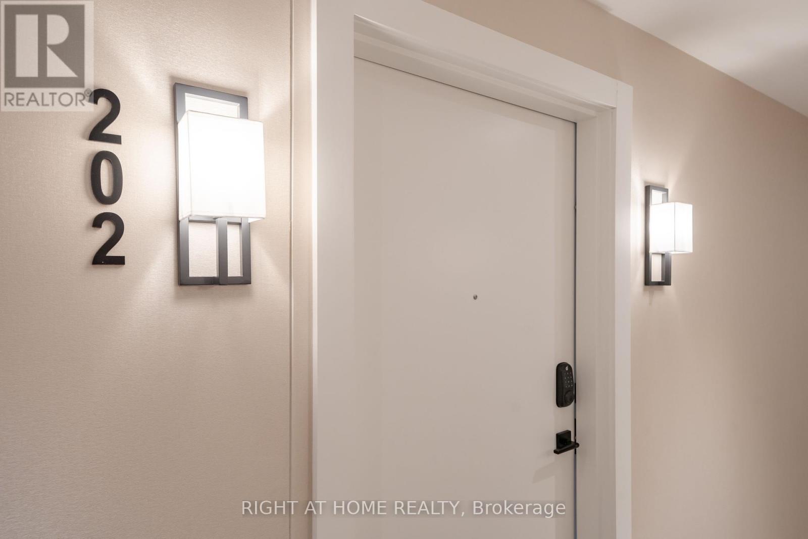 202 - 415 Sea Ray Avenue, Innisfil, Ontario  L9S 0R5 - Photo 7 - N12120249