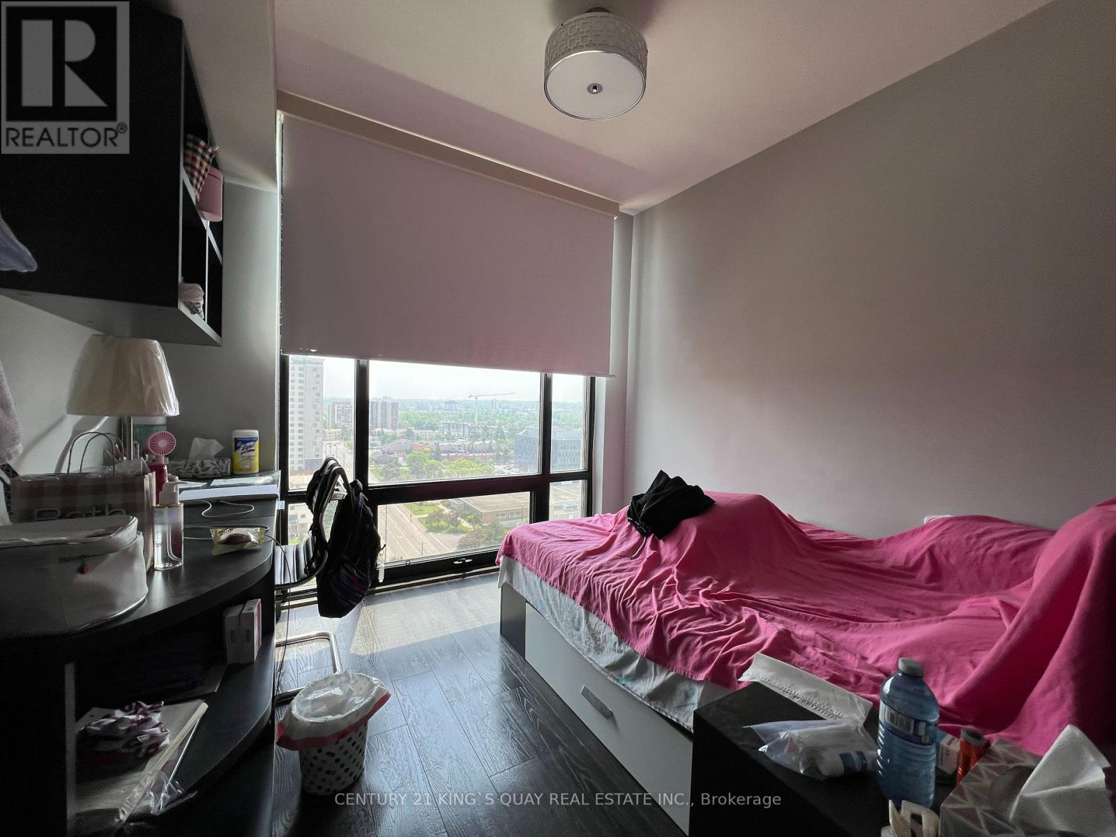 S1704 - 330 Phillip Street, Waterloo, Ontario  N2L 3W9 - Photo 7 - X12204800