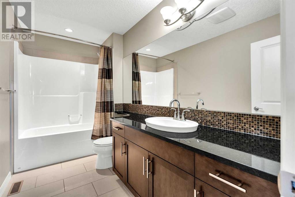 35 Silverado Bank Gardens Sw, Calgary, Alberta  T2X 0L1 - Photo 34 - A2199780
