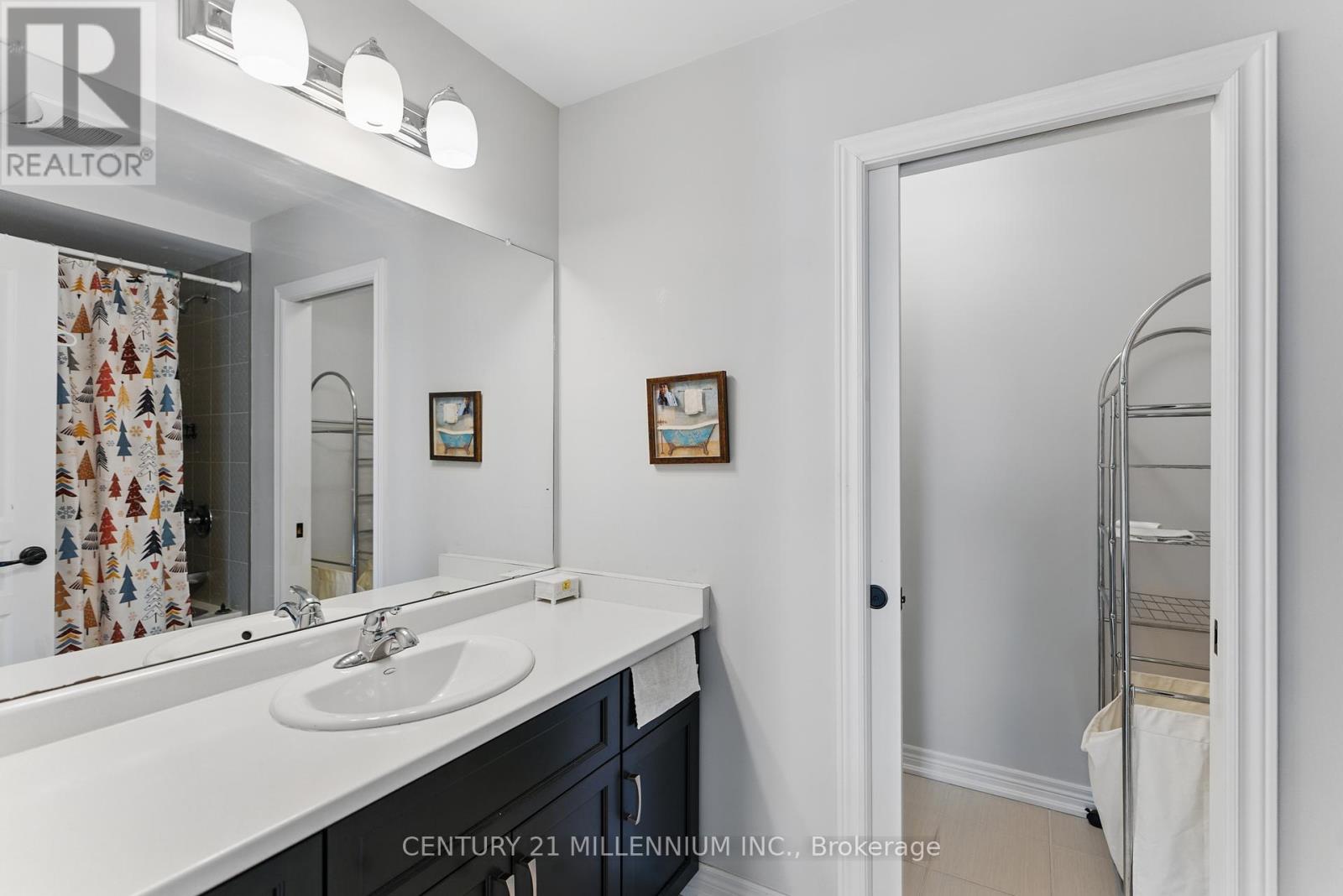 10 Harvest Gate, West Lincoln, Ontario  L0R 2A0 - Photo 23 - X12153735