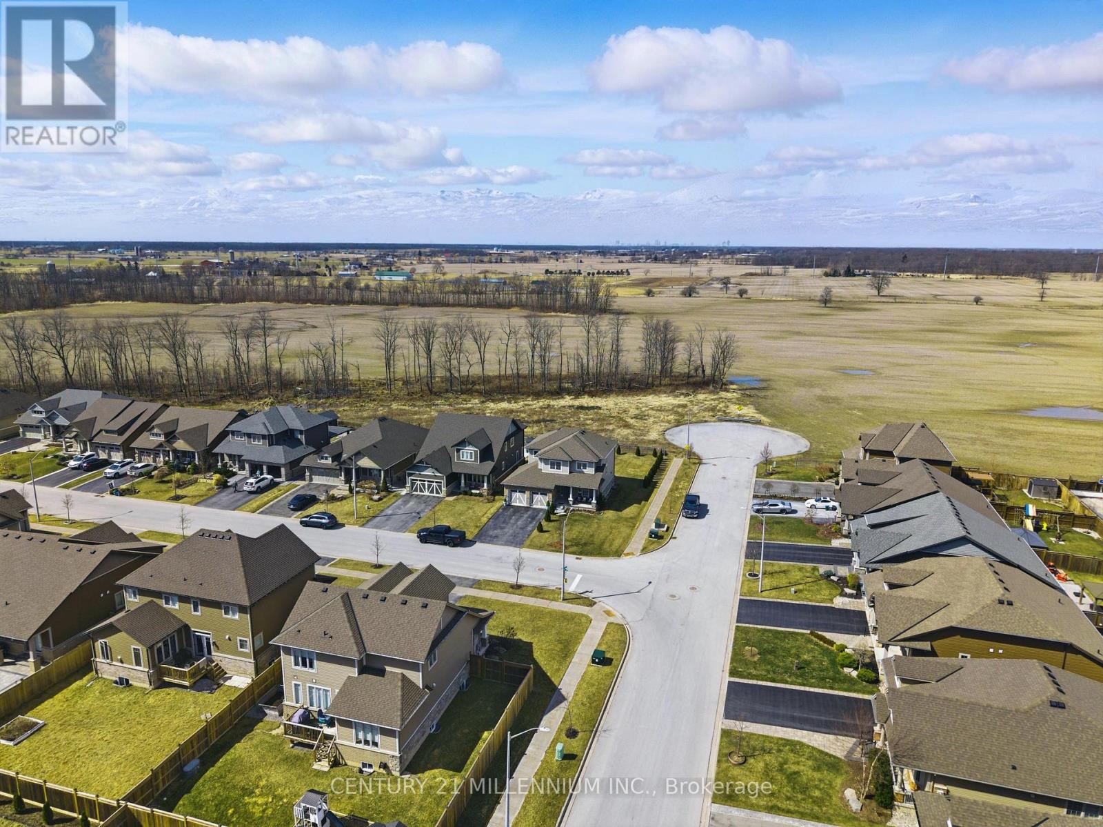 10 Harvest Gate, West Lincoln, Ontario  L0R 2A0 - Photo 38 - X12153735