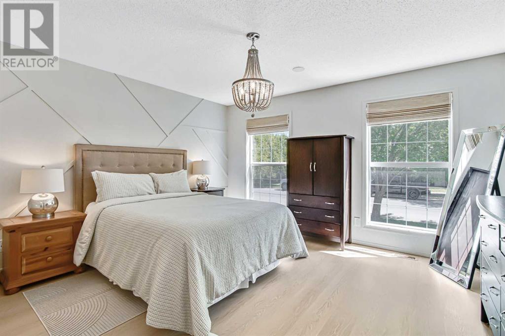 959 Prestwick Circle Se, Calgary, Alberta  T2Z 4E3 - Photo 3 - A2227355