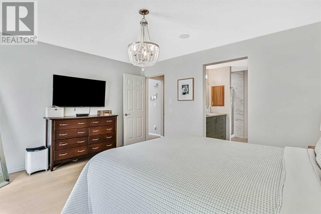 959 Prestwick Circle Se, Calgary, Alberta  T2Z 4E3 - Photo 4 - A2227355