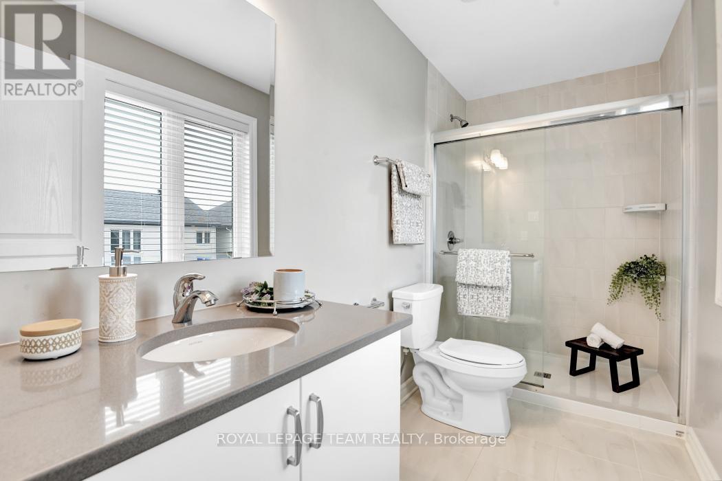 695 Parade Drive, Ottawa, Ontario  K2S 0Z3 - Photo 20 - X12205323